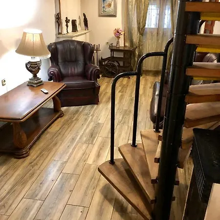 Бургасский Дом * Burgasz