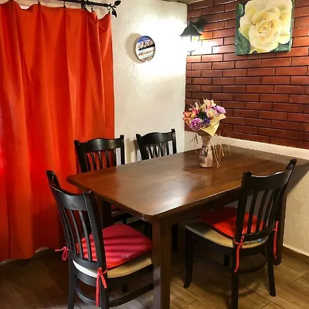 Бургасский Дом Tatil Evi Burgaz